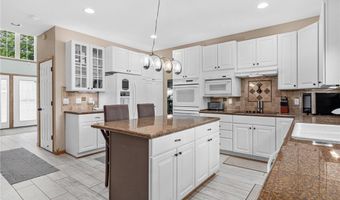 14217 Footbridge Way, Apple Valley, MN 55124