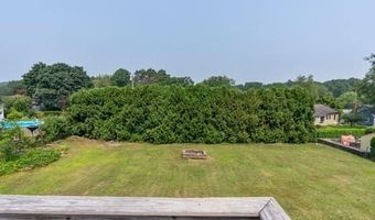 21 Old Farm Rd, Bristol, CT 06010