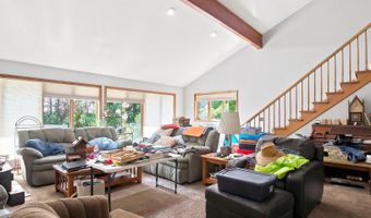 27050 W Wilmot Rd, Antioch, IL 60002