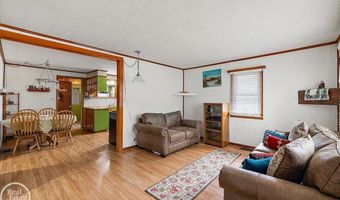 918 Columbia, Algonac, MI 48001