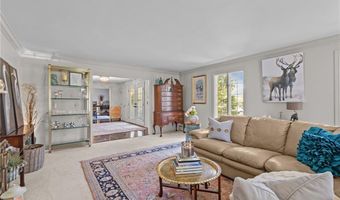 1340 Waterford Dr, East Greenwich, RI 02818