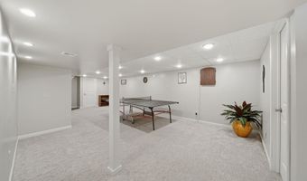 2943 Lee Marie Dr, Adrian, MI 49221