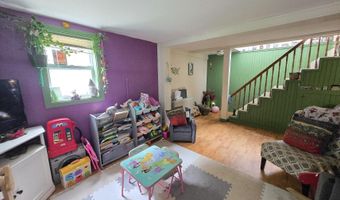 20 Moosehorn Rd, Abbot, ME 04406