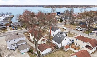 1713 St Clair River Dr, Algonac, MI 48001