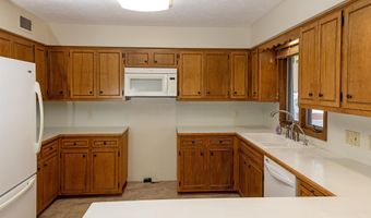 305 E 21st St, Atlantic, IA 50022
