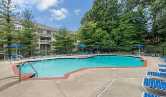 2004 PEGGY STEWART Way 204, Annapolis, MD 21401