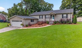526 Muscadine Dr, Ashville, AL 35953