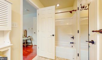 303 S BEDFORD St, Georgetown, DE 19947