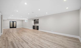 3403 JOHN MARSHALL Dr, Arlington, VA 22207