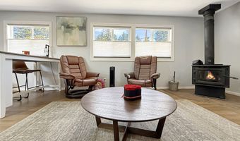 96465 COVERDELL Rd, Brookings, OR 97415