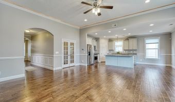 768 Sterling Dr, Boiling Springs, SC 29316