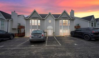 1716 Whispering Creek Dr C, Ballwin, MO 63021