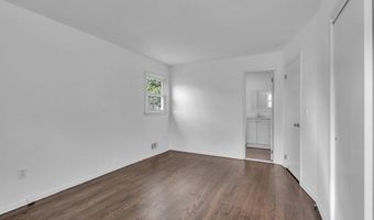 1020 Cable Ave, Beachwood, NJ 08722