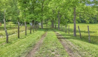 16749 Mush Run Rd, Athens, OH 45701