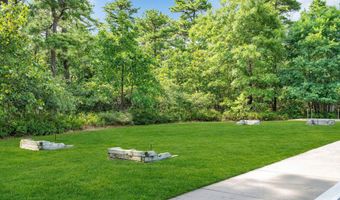 3 Raccoon Ln, Barnegat, NJ 08005