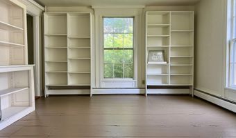 59 Cedar St, Belfast, ME 04915