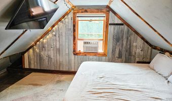 14 Helen St, Auburn, ME 04210
