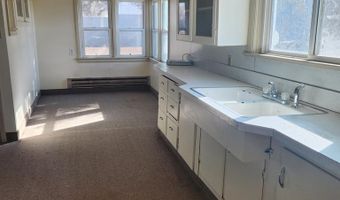 204 Grand Ave, Arco, ID 83213