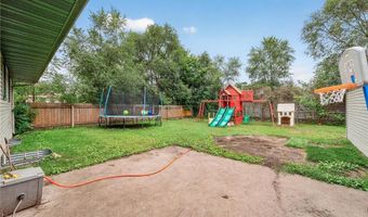 651 Randall Dr, Anoka, MN 55303
