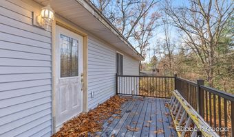 8945 Vergennes St SE, Ada, MI 49301