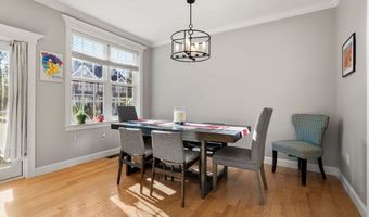 24 Lynn Dr, Attleboro, MA 02703