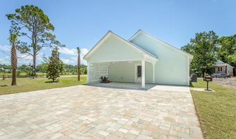 215 15th St, Apalachicola, FL 32320