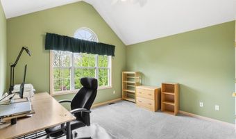 15 Upper Plateau Dr, Alloway, NJ 07462