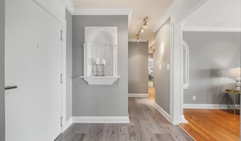 1016 WAYNE St 1007, Arlington, VA 22204