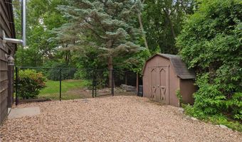 8312 140th Street Ct, Apple Valley, MN 55124