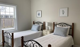 107 Woodland Ave REAR 1ST FL, Avon By The Sea, NJ 07717