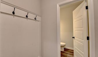 1620 Branthaven Ln, Auburn, GA 30011