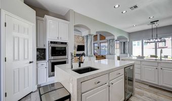 9738 Bear Trap Ct, Las Vegas, NV 89178