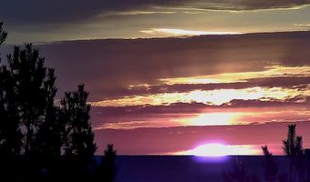 22 E 7TH St, Barnegat Light, NJ 08006