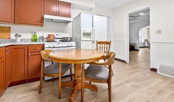 1626 N ONEIDA St, Appleton, WI 54911