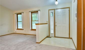 5180 Winthrop Dr, Austintown, OH 44515