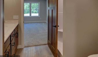 622 Pondhurst Dr, Amery, WI 54001