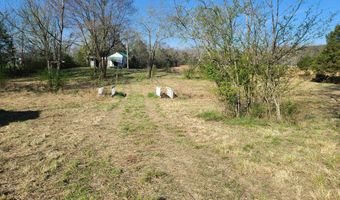143 New Hope Rd, Big Sandy, TN 38221