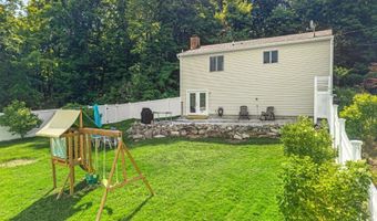 8 Pond Dr, Alloway, NJ 07422