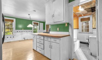 19 Elm St, Ansonia, CT 06401