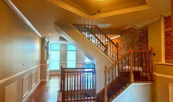 604 APPLETON St, Baltimore, MD 21217