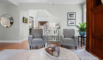 5254 Canyon River Dr NE, Ada, MI 49301
