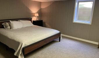4309 Castle, Midland, MI 48640