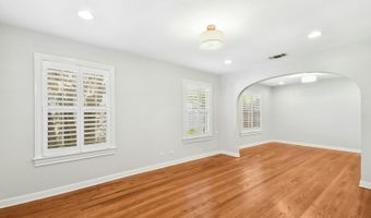 265 E OAKVIEW Pl, Alamo Heights, TX 78209