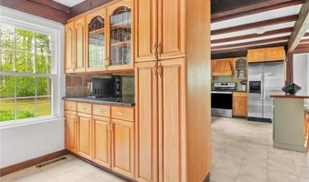 12 Rustic Acres Dr, Glocester, RI 02814