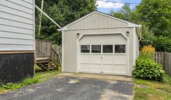 22 Cobb Rd, Bath, ME 04530
