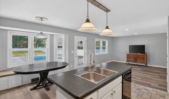 2066 Friar Tuck Cir, Adrian, MI 49221