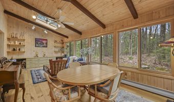 422 Bonny Rigg Hill Rd, Becket, MA 01223