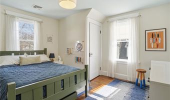 47 Hyland Ave, East Greenwich, RI 02818
