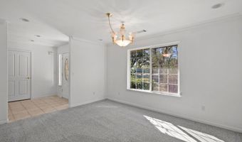 16840 Hawthorne Ave, Anderson, CA 96007