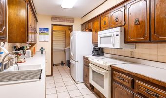 5 Autumn Rd, Arkansas City, KS 67005